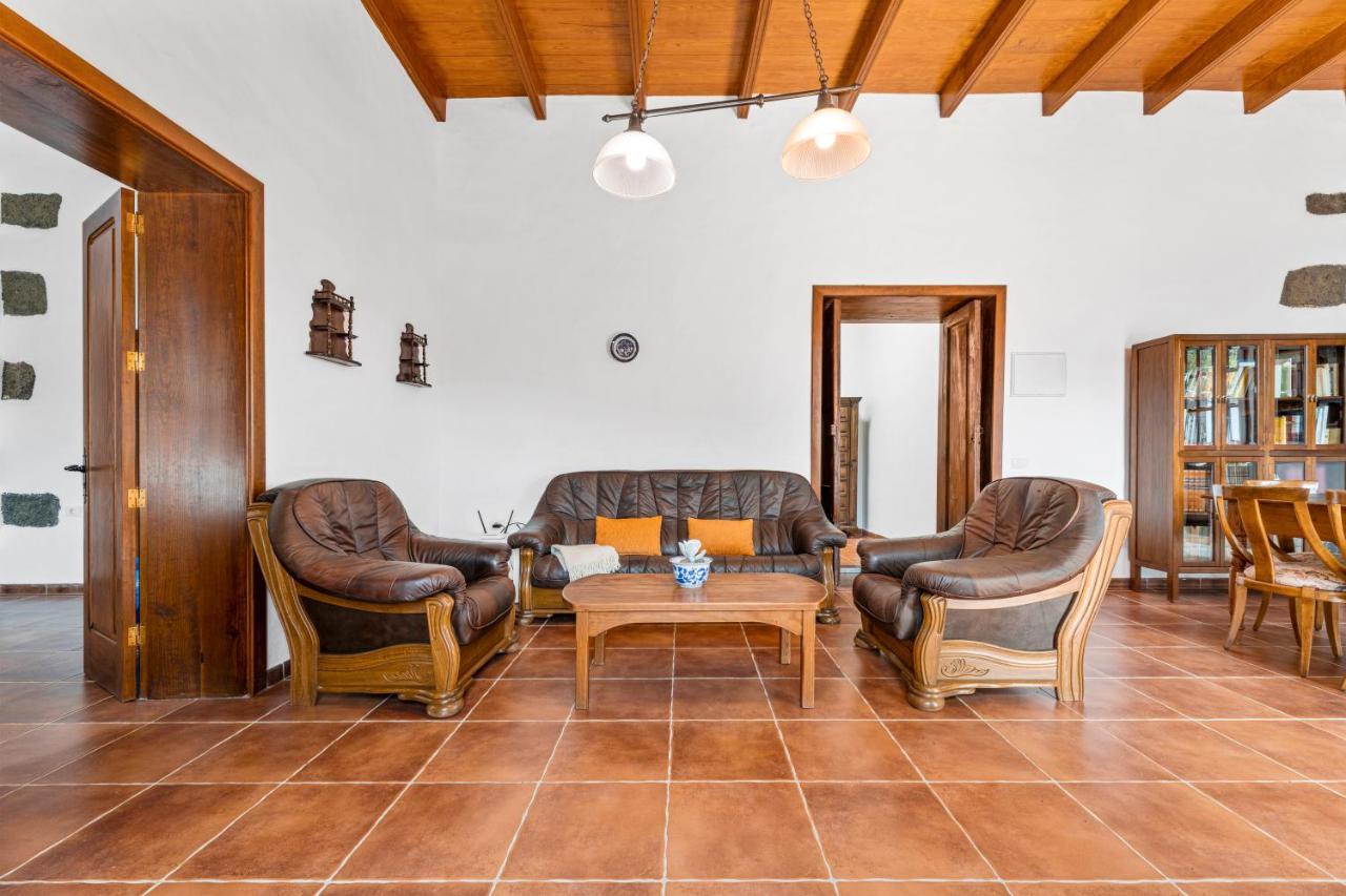 Вилла Petit La Geria Lanzarote Тиас Экстерьер фото